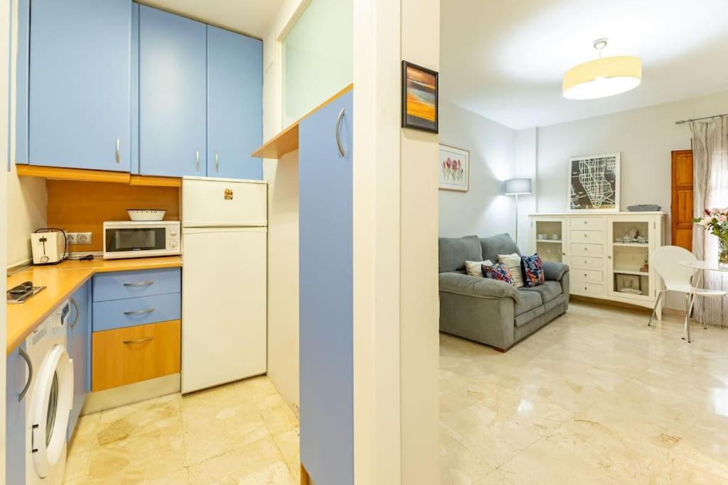 Pajaritos Center Suite By Valcambre Sevilla Bagian luar foto